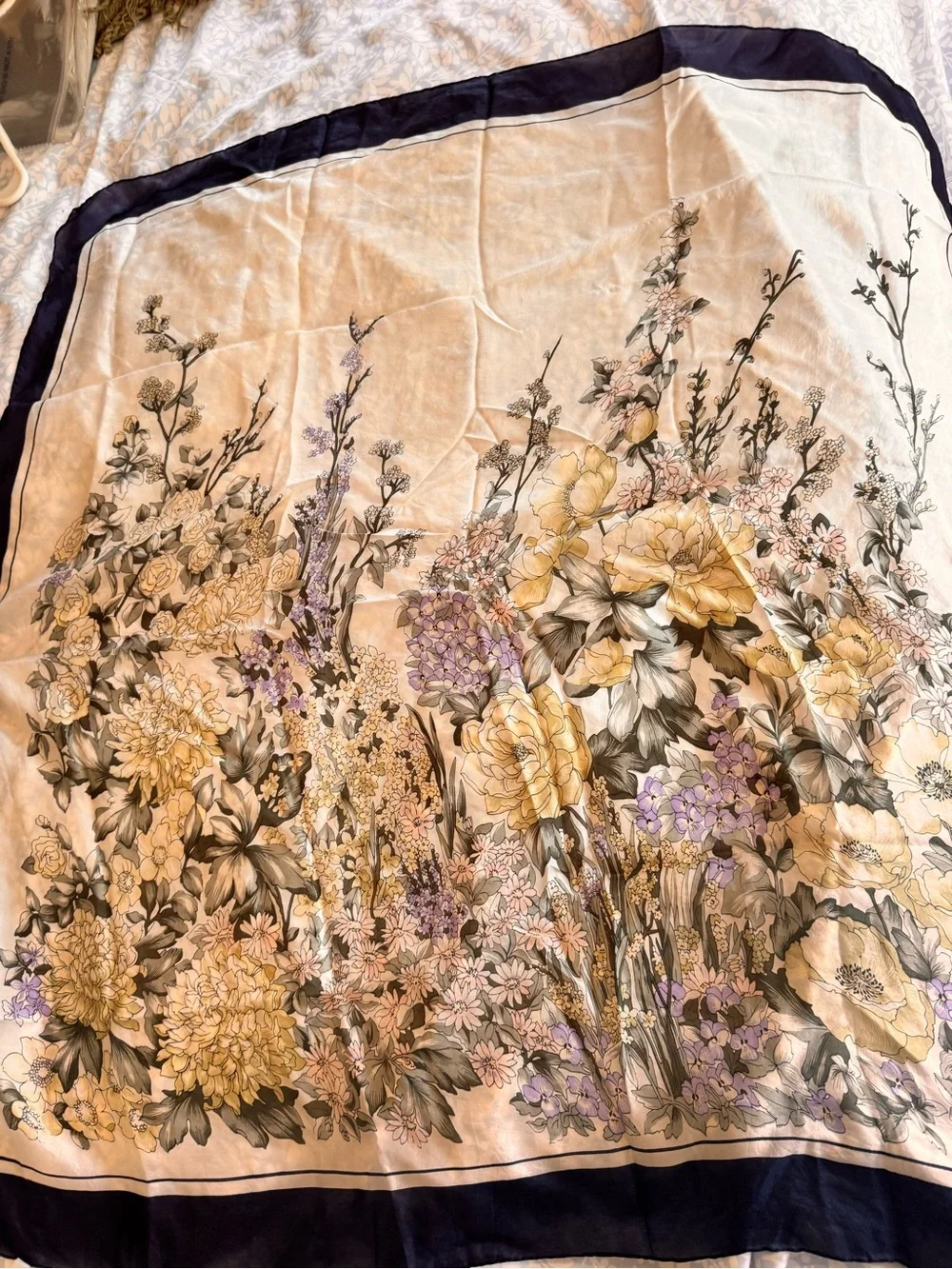 Leo Tagashi Large Floral 100% Silk-Scarf in Navy & Cream